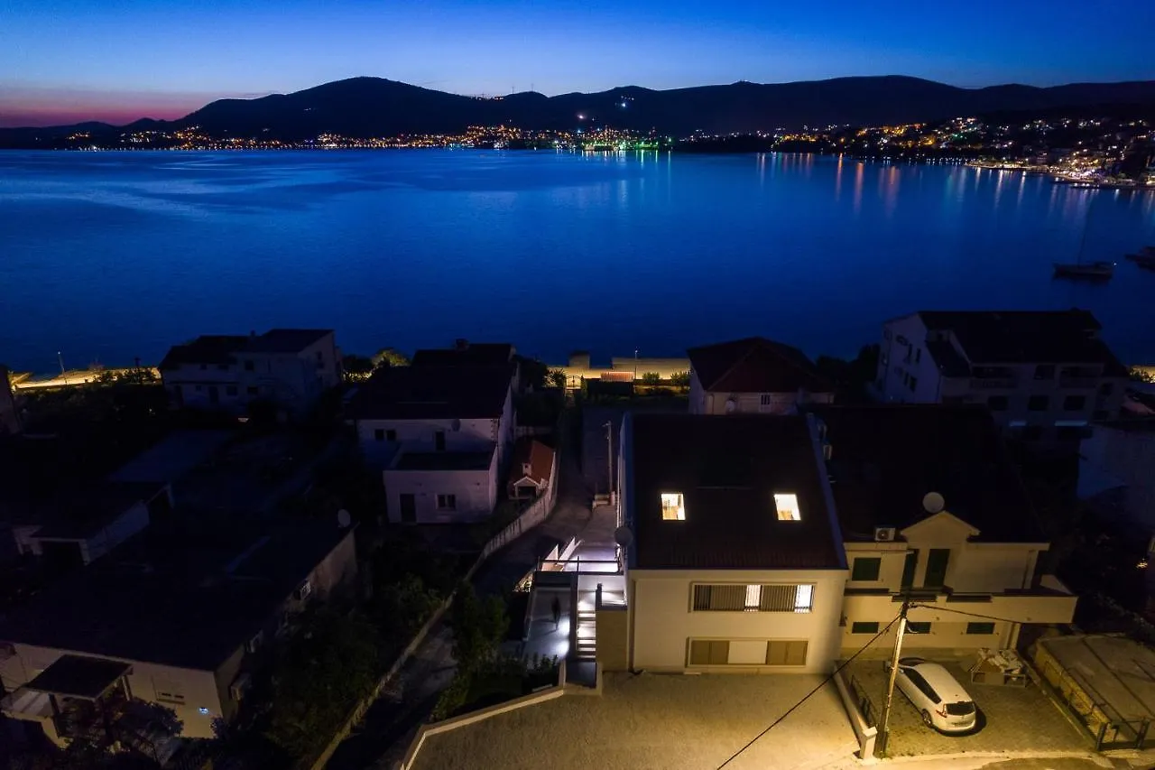 Luxury Apartments Lelu Trogir