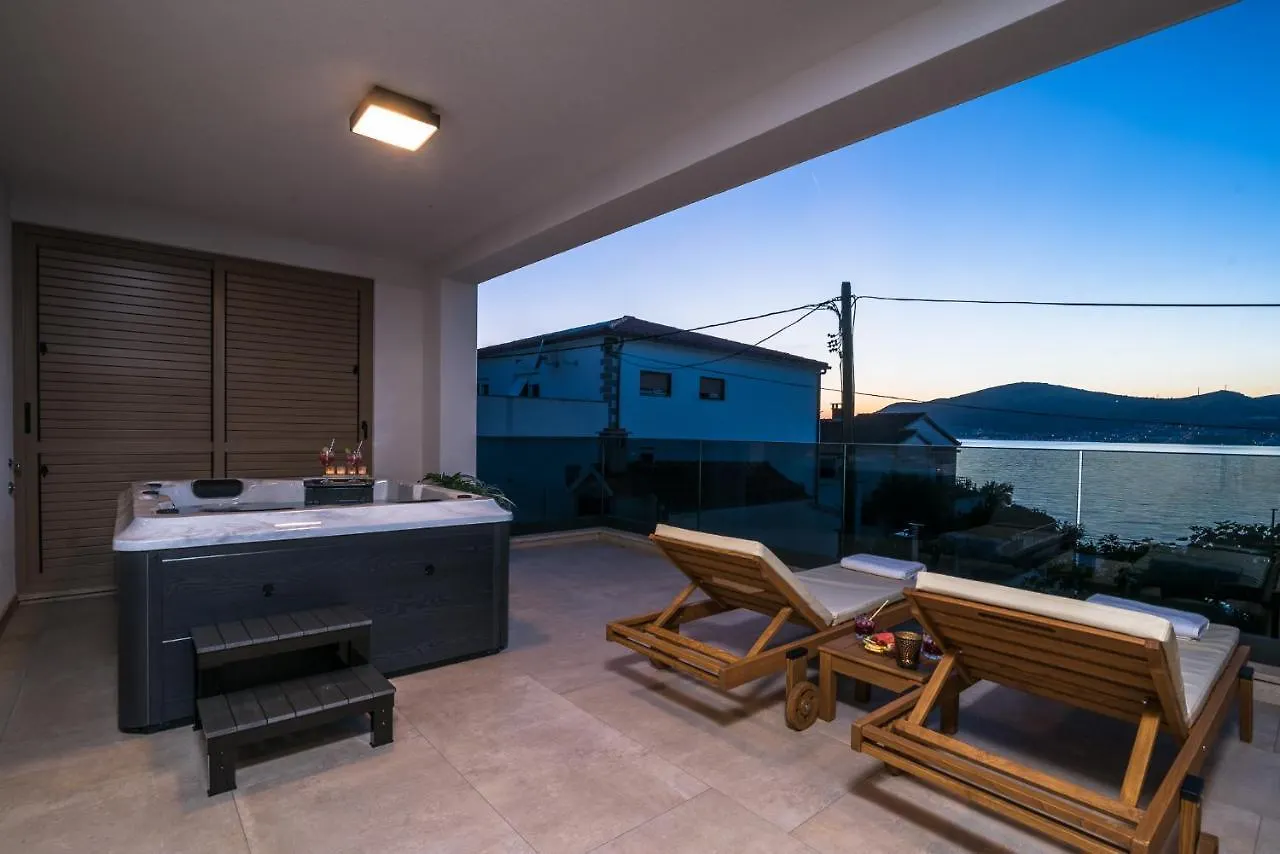 Luxury Apartments Lelu Trogir