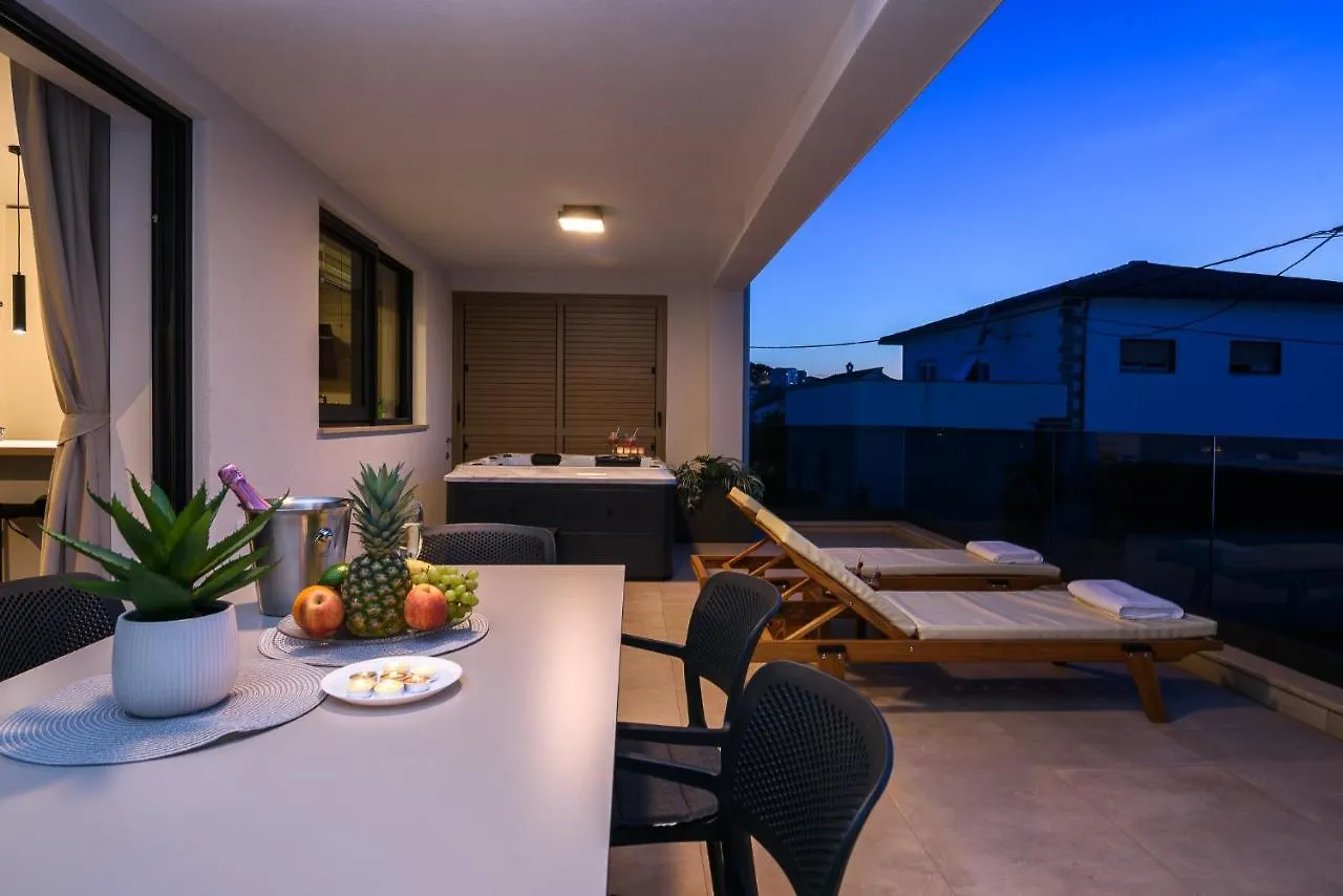 Luxury Apartments Lelu Trogir