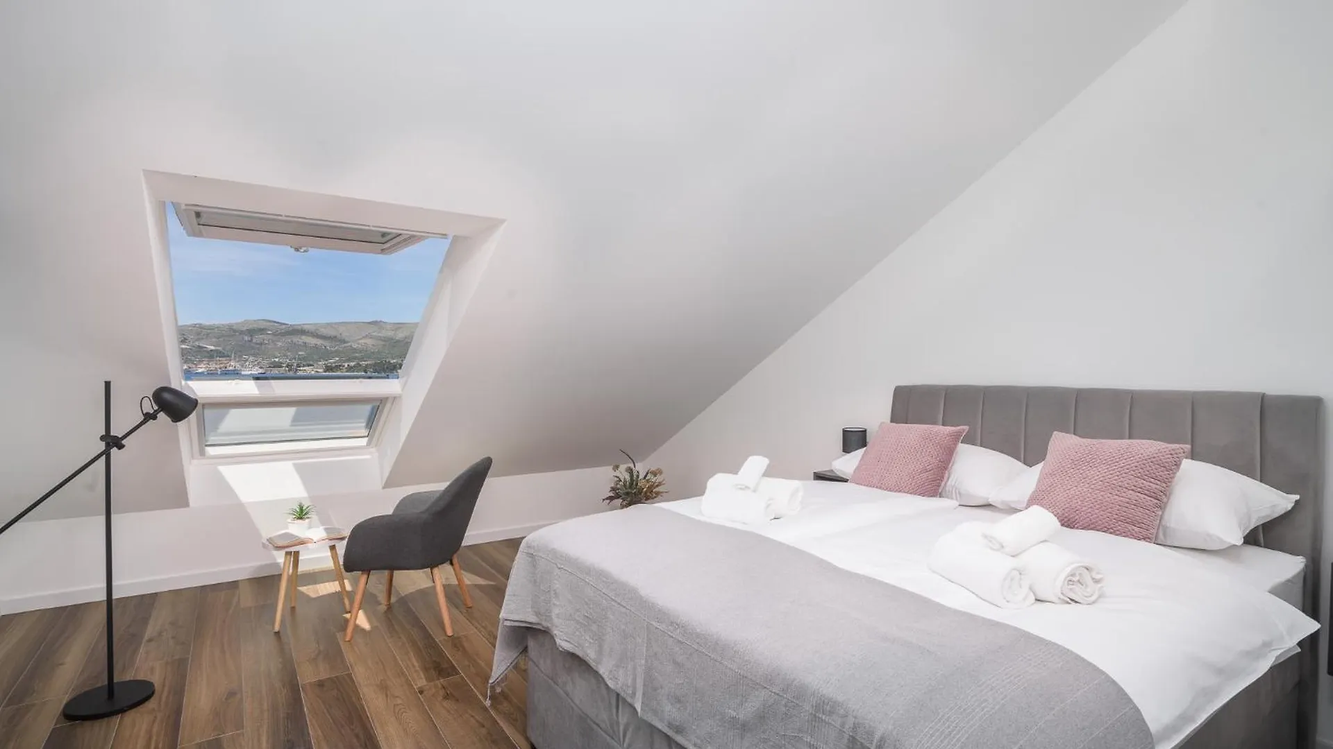 Luxury Apartments Lelu Trogir